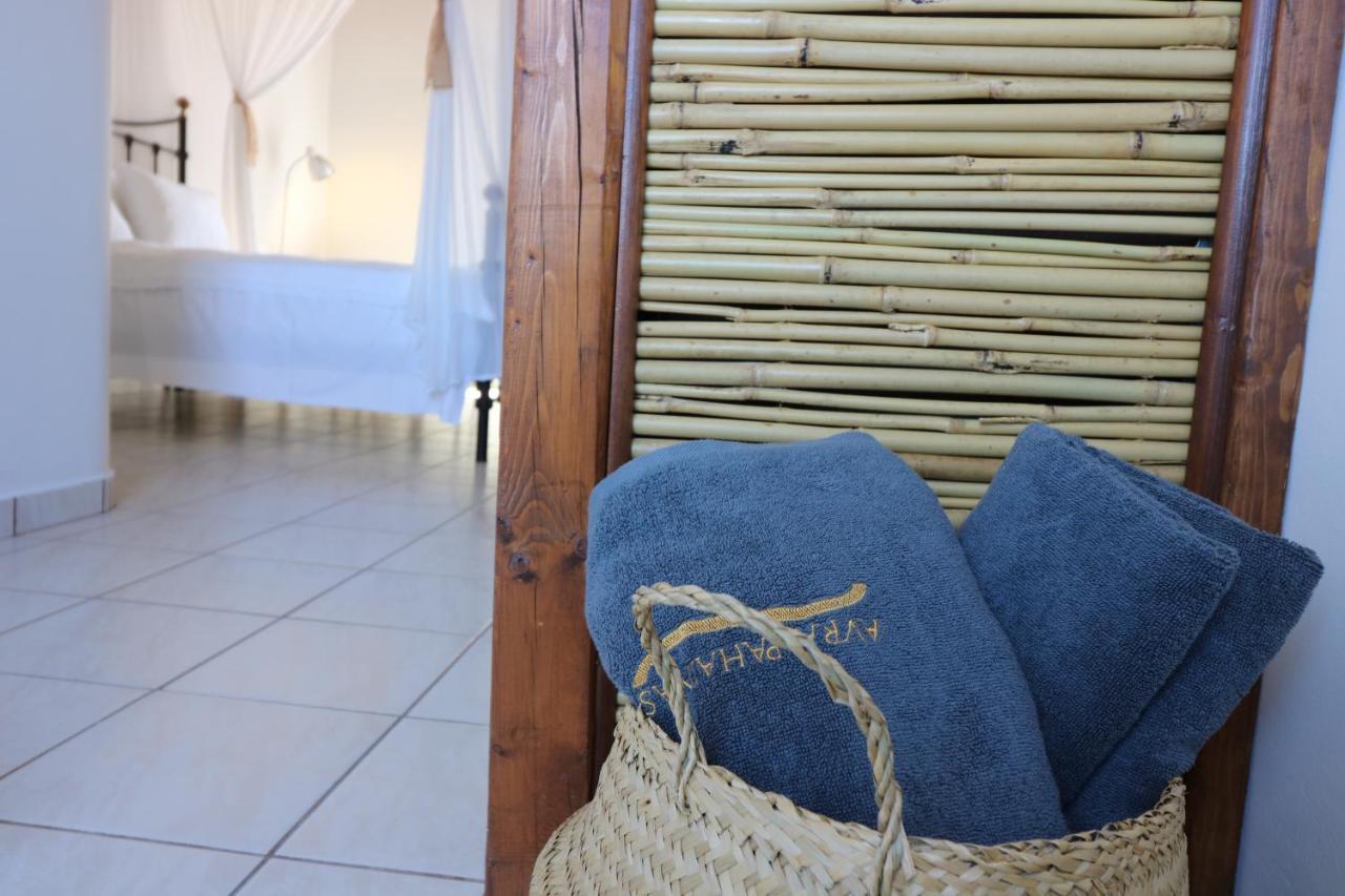 Αύρα Πάχαινας Aparthotel Εξωτερικό φωτογραφία