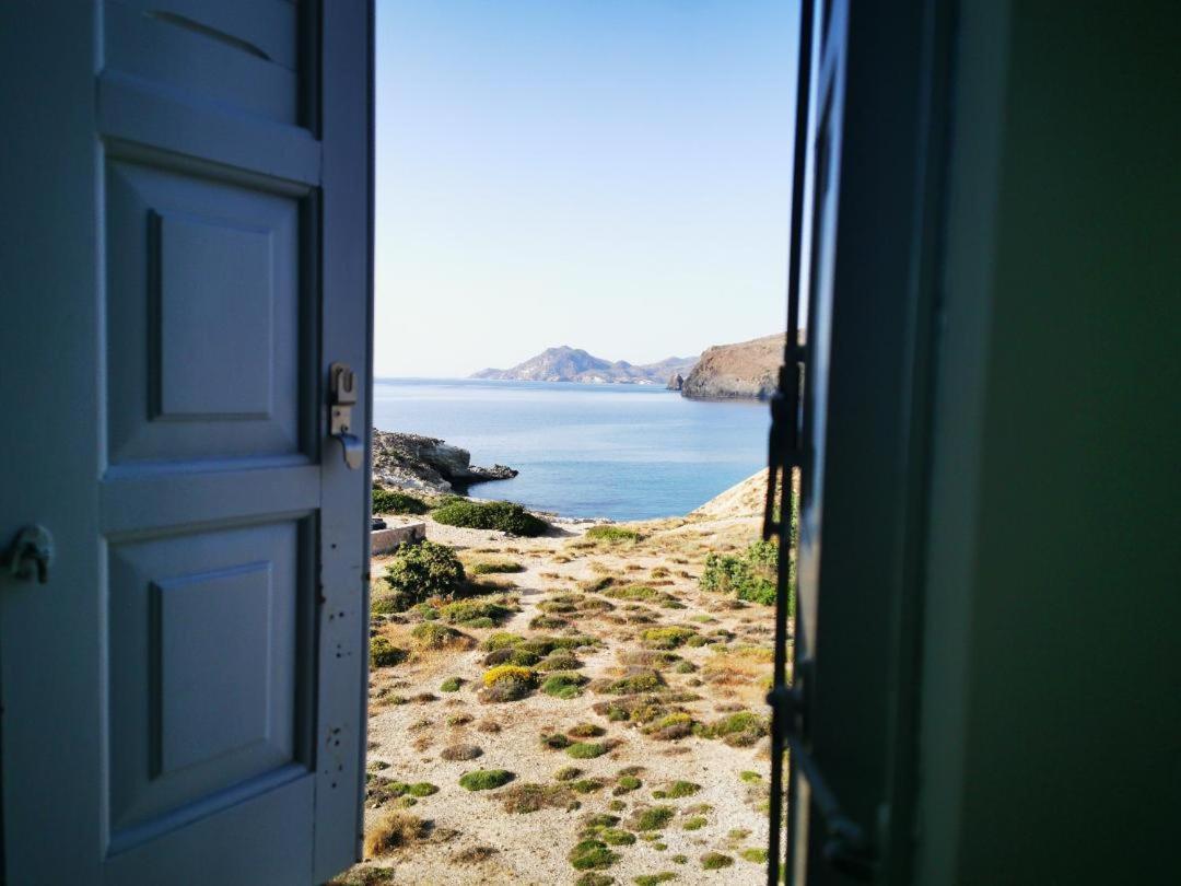 Αύρα Πάχαινας Aparthotel Εξωτερικό φωτογραφία