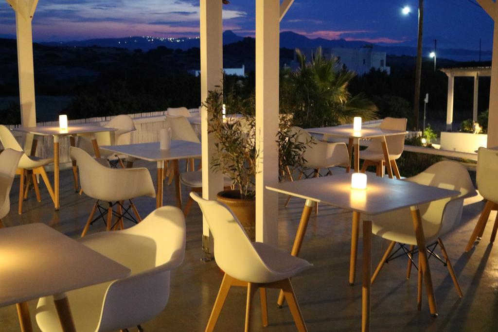 Αύρα Πάχαινας Aparthotel Εξωτερικό φωτογραφία
