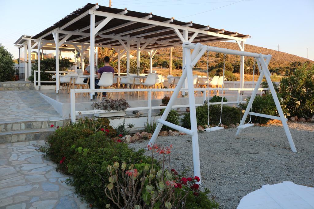 Αύρα Πάχαινας Aparthotel Εξωτερικό φωτογραφία